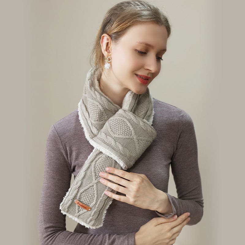 Jacquard Heated Knit Scarf 