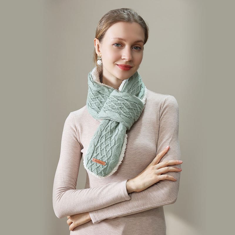 Jacquard Heated Knit Scarf 